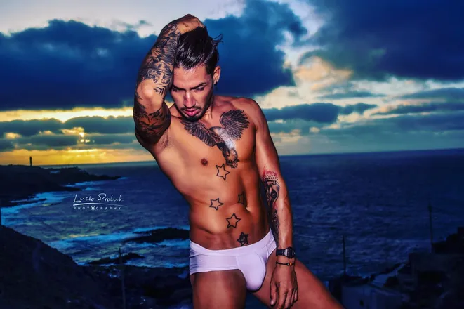 OnlyFans cuenta dariofit header 2
