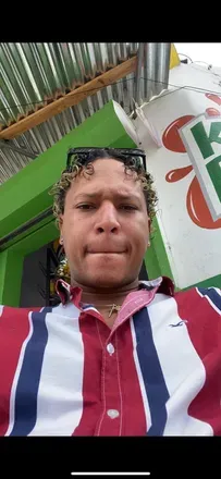 OnlyFans account  robertcastillo avatar 1