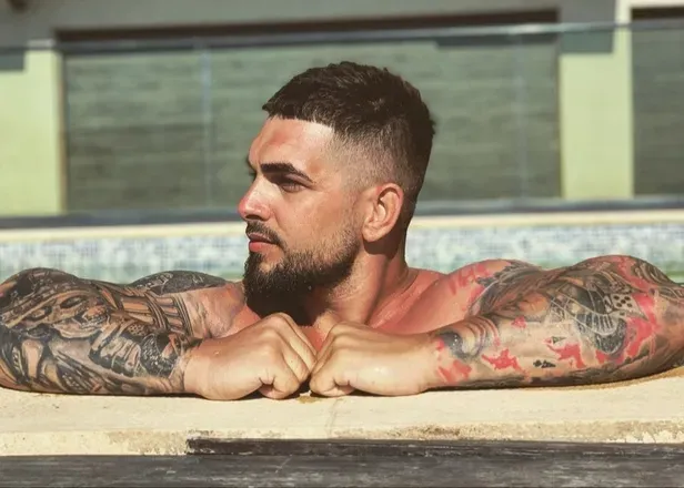 OnlyFans cuenta carlosazziz header 2
