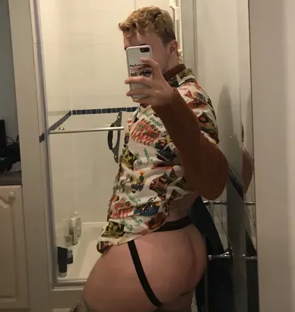 OnlyFans de gayeshaerotica