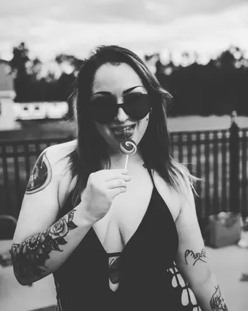 OnlyFans account  gothmommy1 avatar 1