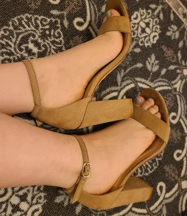OnlyFans cuenta lovetoes4you header 2