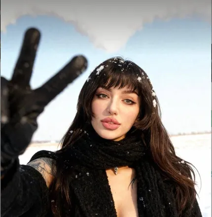 OnlyFans cuenta alice_its_me avatar 1