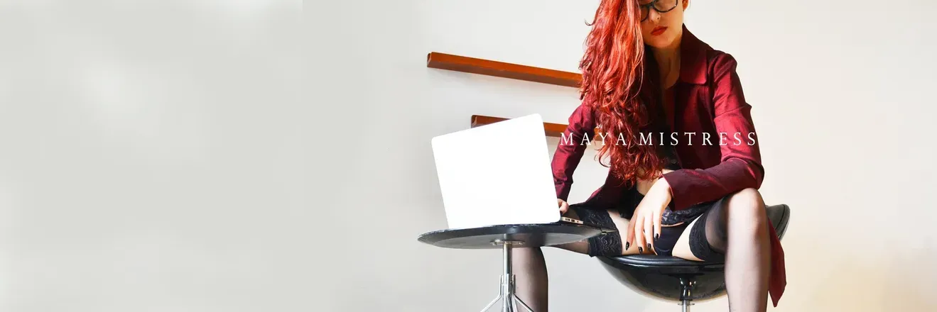 OnlyFans cuenta maya_mistress header 2