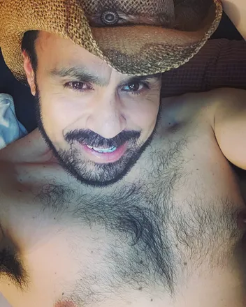 OnlyFans cuenta cornercute18 avatar 1
