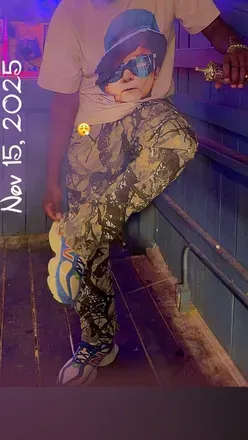 OnlyFans account  choclatecake25 avatar 1