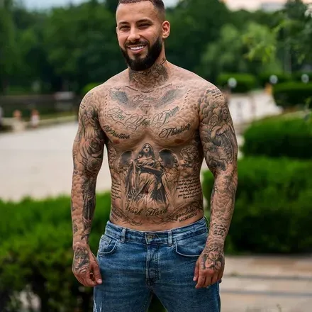 OnlyFans cuenta ionescurobert avatar 1