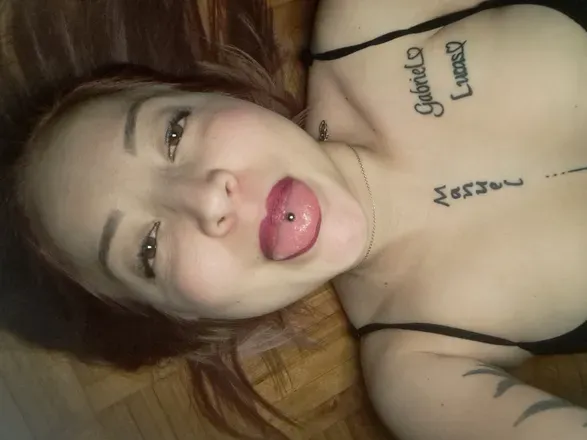 OnlyFans cuenta naanii23 header 2