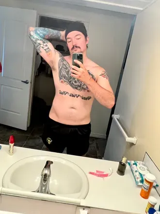 OnlyFans cuenta theguynextdoor208 avatar 1
