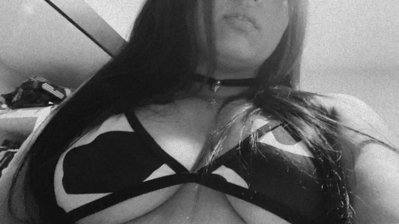 OnlyFans cuenta veronicajones2598 header 2