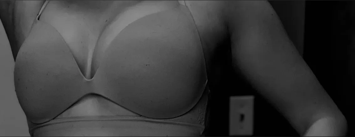 OnlyFans account  avarenee1998 header 2