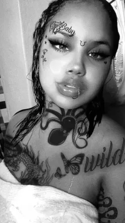 OnlyFans cuenta latinteddy header 2