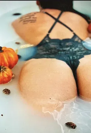 OnlyFans cuenta southern_screamer690 avatar 1