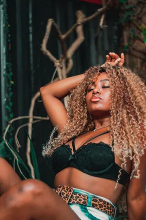 OnlyFans cuenta pretinha_brazilian header 2