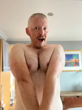 OnlyFans cuenta chaotic_and_joyful header 2