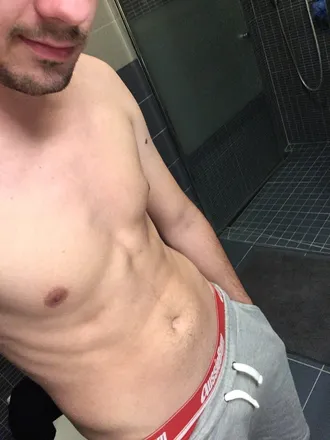 OnlyFans cuenta bitrick0103 header 2