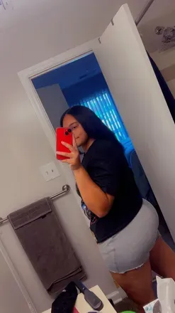 OnlyFans cuenta lightskinnnnayy avatar 1