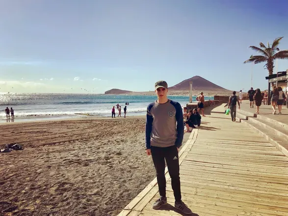 OnlyFans cuenta sergii header 2