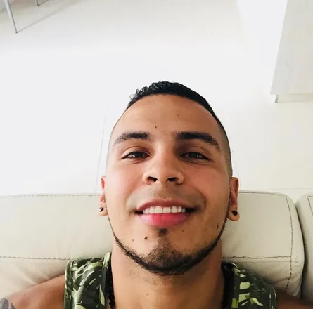 OnlyFans account  gutilo header 2