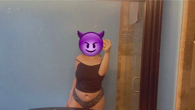 OnlyFans cuenta kalli.marie avatar 1