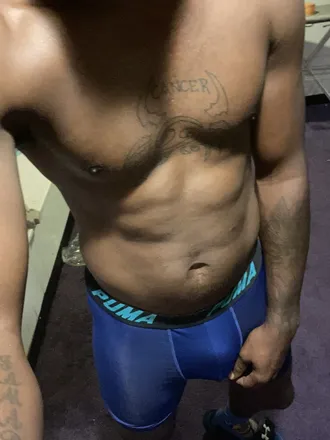 OnlyFans cuenta kingali88 header 2