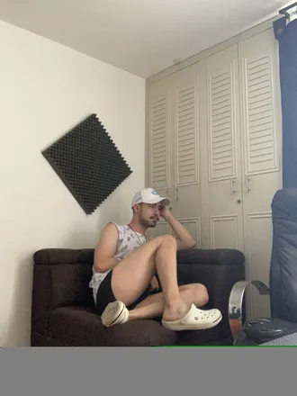 OnlyFans account  kaprixe header 2