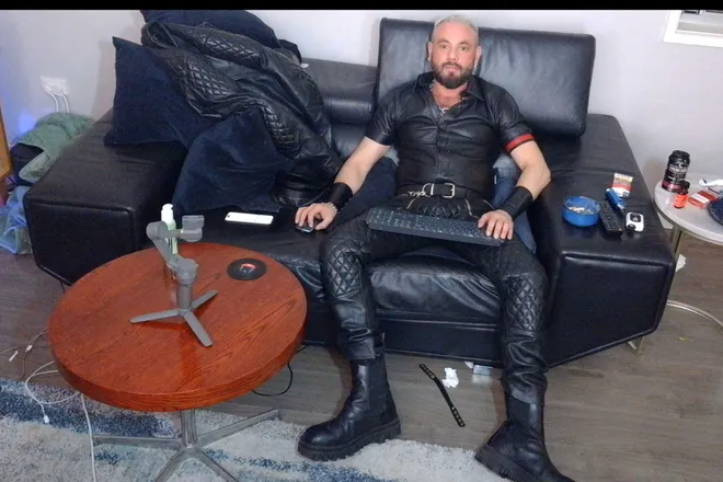 OnlyFans cuenta leatherchavlad header 2