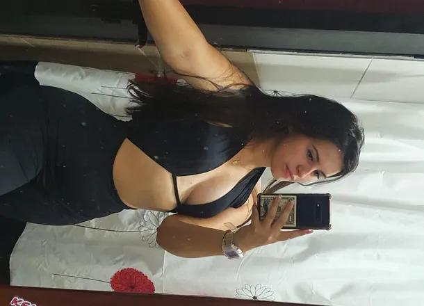 OnlyFans cuenta ludbelita header 2