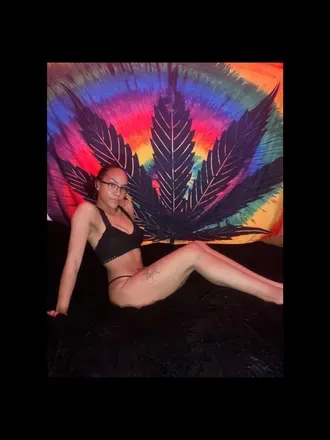 OnlyFans account  rose.s.21 header 2