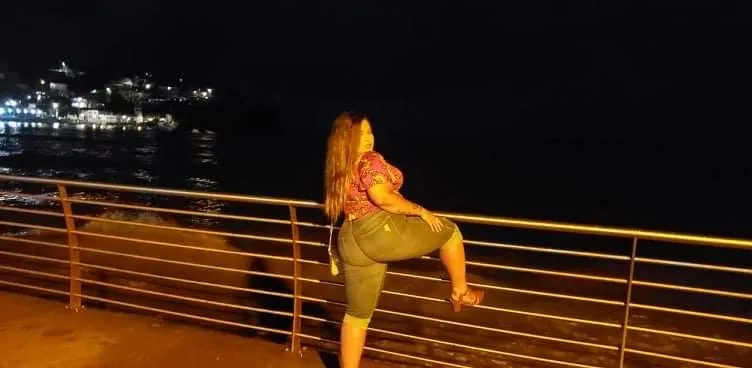 OnlyFans cuenta queenb9330 header 2