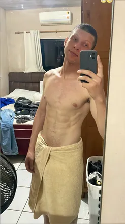 OnlyFans cuenta kidpeaces header 2