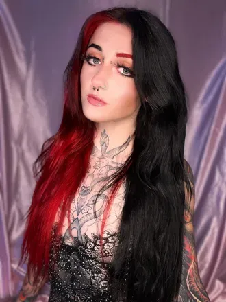 OnlyFans account  f0xxing avatar 1