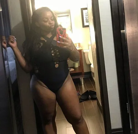 OnlyFans account  m38dddboobiesbitch header 2