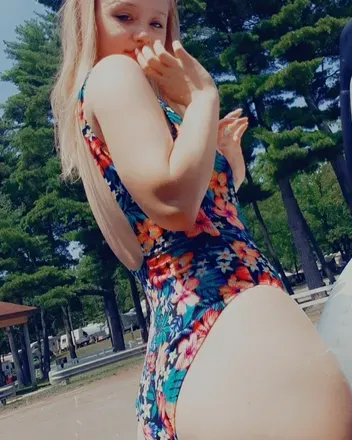 OnlyFans cuenta hotgrltdilly710 avatar 1