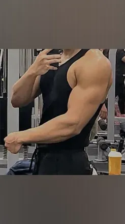 OnlyFans cuenta roberto.27 header 2