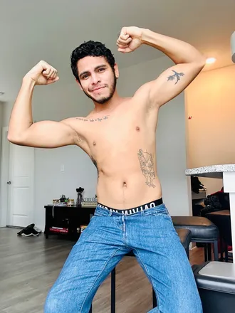 OnlyFans cuenta leo741 header 2