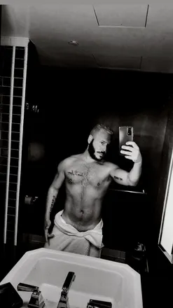 OnlyFans cuenta loquenomemata header 2