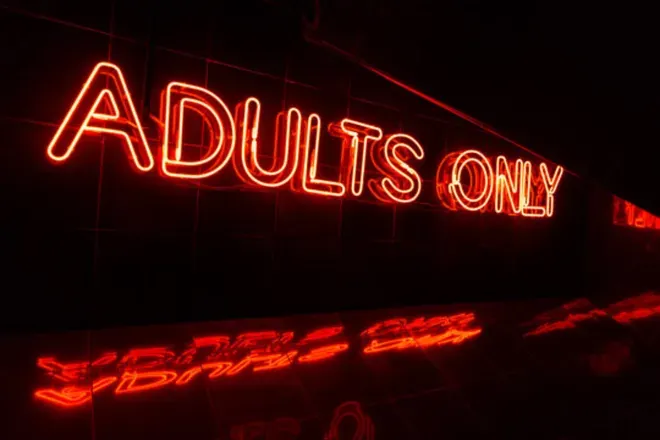 OnlyFans cuenta hiddenpapii header 2
