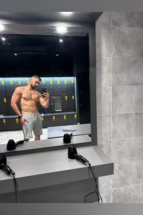 OnlyFans account  alvaroosantanaaa header 2