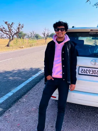 OnlyFans cuenta neeraj_rao9 header 2