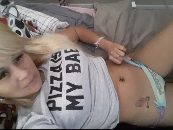 OnlyFans account  annayourfavvv header 2