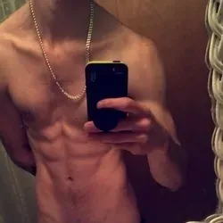 OnlyFans cuenta justinh54390771 avatar 1