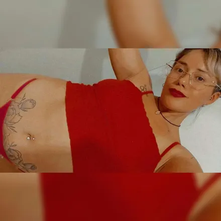 OnlyFans cuenta uncafeecito header 2