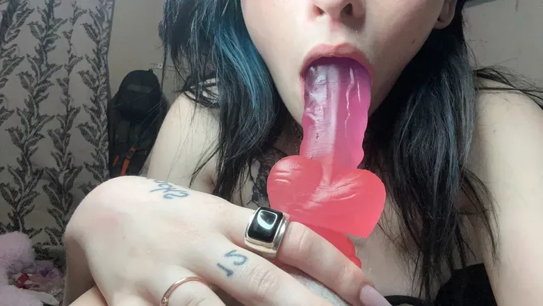 OnlyFans cuenta babyalbinoalien header 2