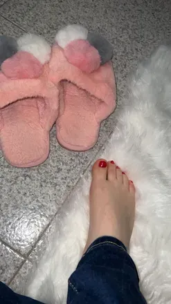 OnlyFans cuenta spicyfeetpic header 2