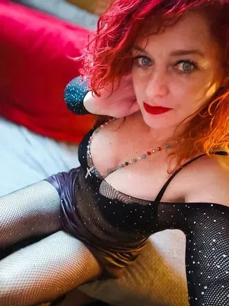 OnlyFans account  gingerrubyred avatar 1