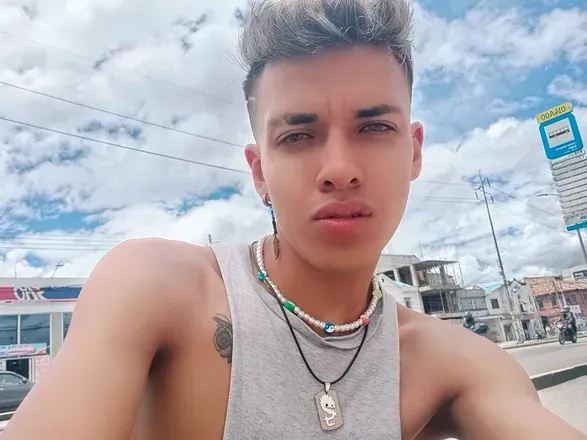 OnlyFans cuenta david_cameron.x header 2