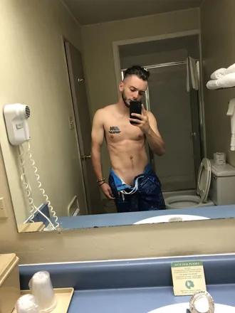 OnlyFans cuenta ohhsmitty header 2