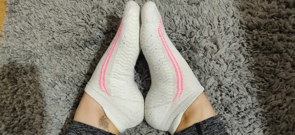 OnlyFans cuenta barefootblondie4 header 2