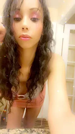 OnlyFans account  isabel__ avatar 1